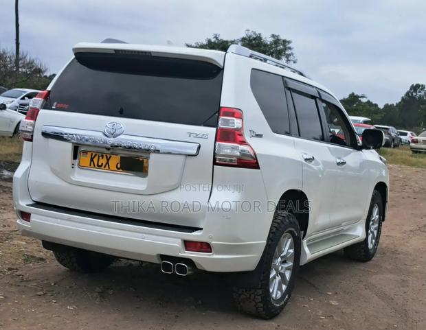 Toyota Land Cruiser Prado 2015 White