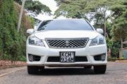 Toyota Crown 2011 White for sale