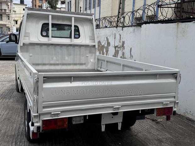Toyota TownAce 2019 White