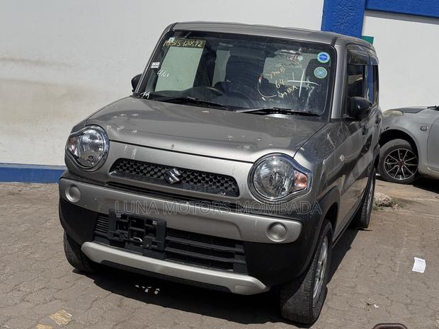Suzuki Hustler 2019 Gray