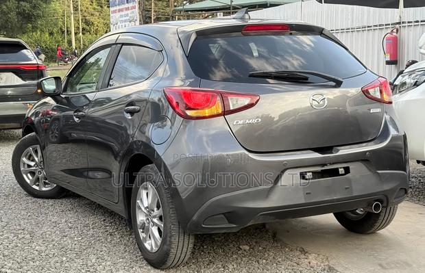 Mazda Demio 2019 Gray