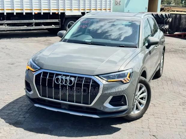 Audi Q3 35 TFSI S edition 2020
