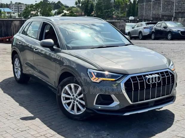 Audi Q3 35 TFSI S edition 2020