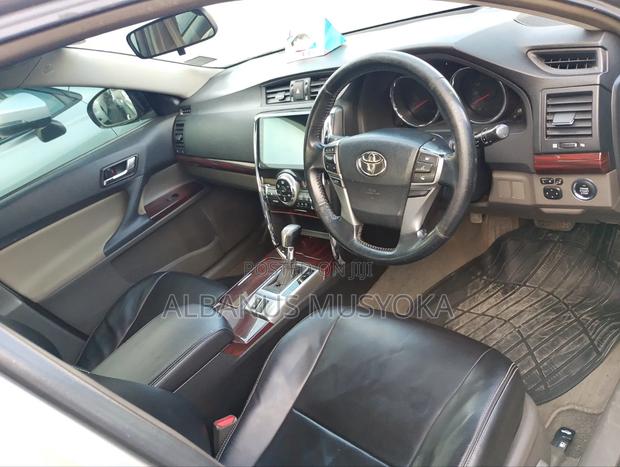 Toyota Mark X 2009 Gray