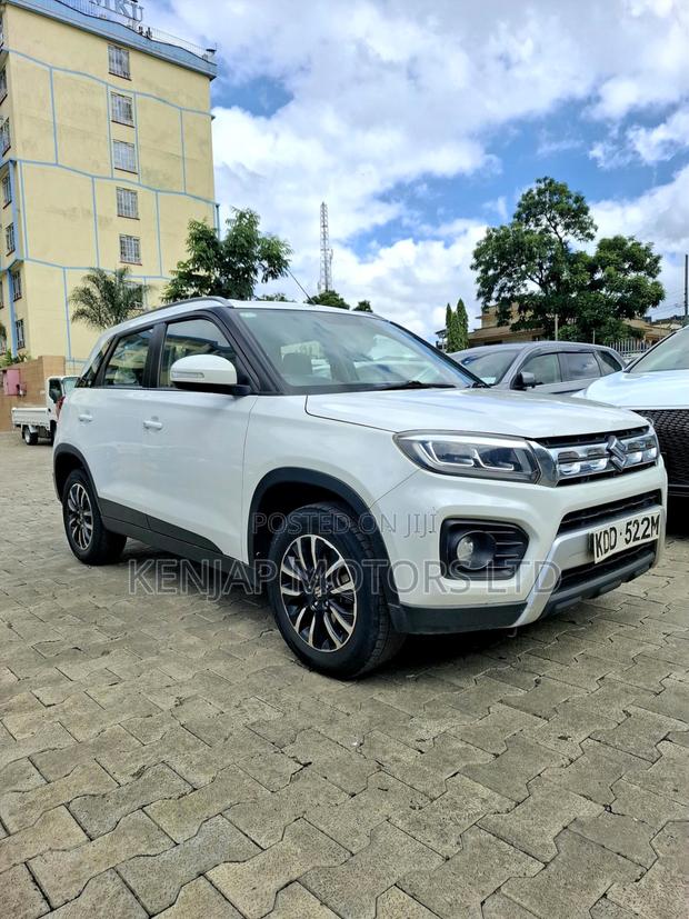 Suzuki Vitara 2021 White