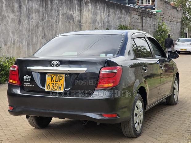 Toyota Axio 2017 Black