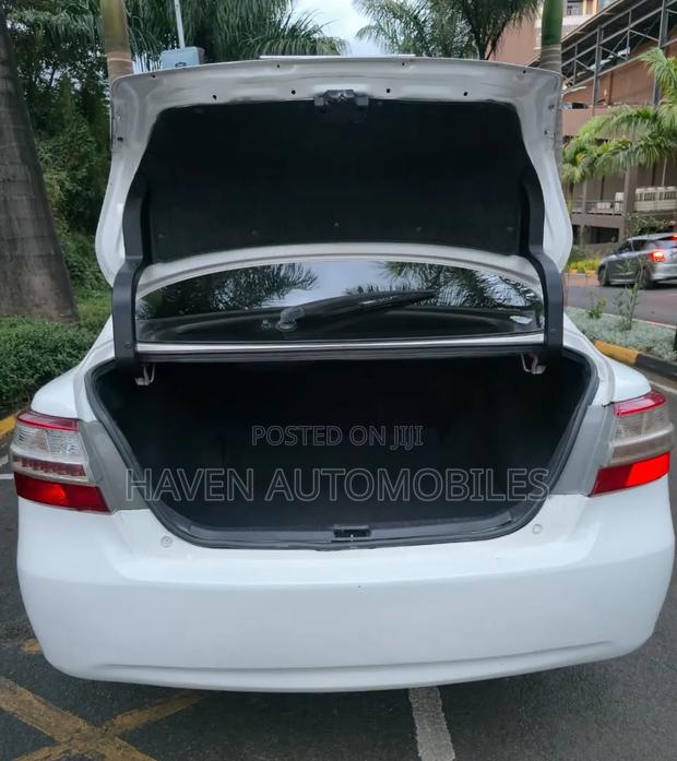 Toyota Premio 2014 White