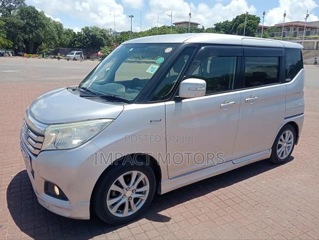 Mitsubishi Delica 2016 Silver