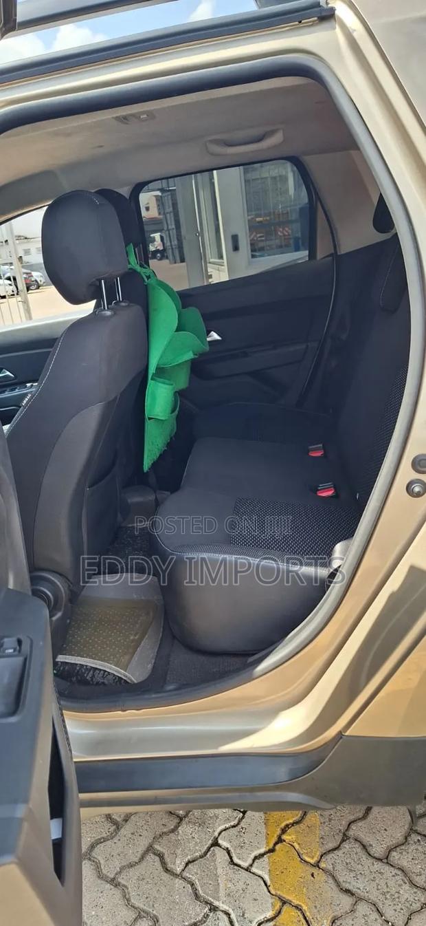 Renault Duster 2018 Beige