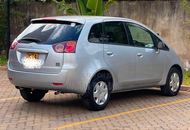 Mitsubishi Colt Plus 2009 Silver