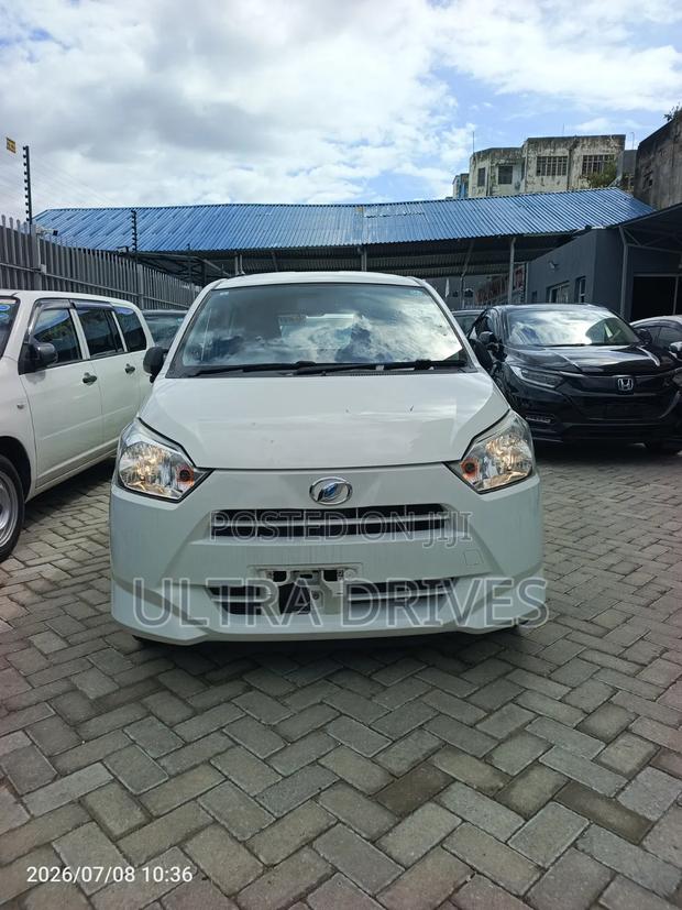 Daihatsu Mira 2019 Gray