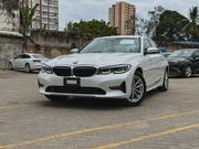 BMW 320i Sedan RWD 2019 Pearl for sale