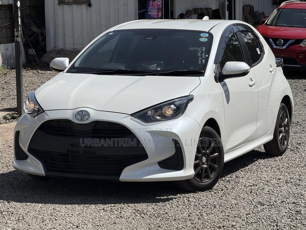 Toyota Yaris 2019 White