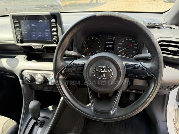 Toyota Yaris 2019 White
