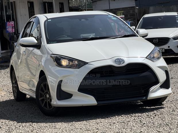 Toyota Yaris 2019 White