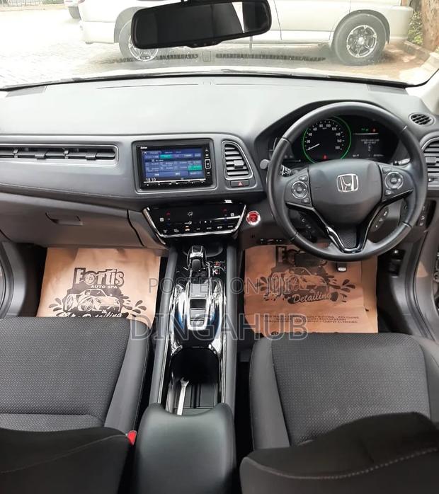Honda Vezel 2019 Gray