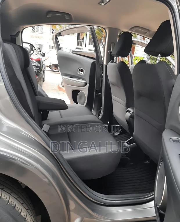 Honda Vezel 2019 Gray