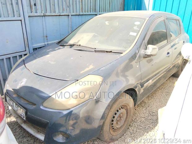 Renault Lutecia 2012 Gray