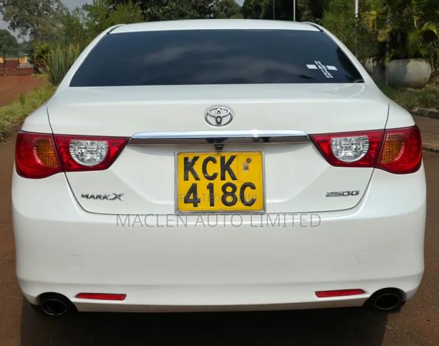 Toyota Mark X 2010 White