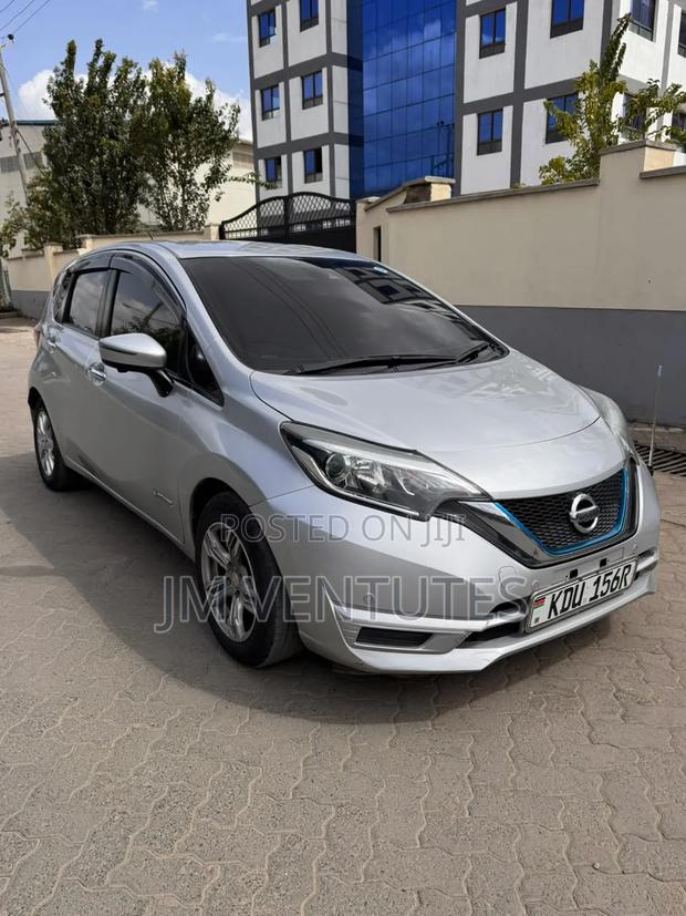 Nissan Note 2020 Silver