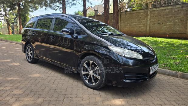 Toyota Wish 2013 Black