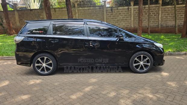 Toyota Wish 2013 Black