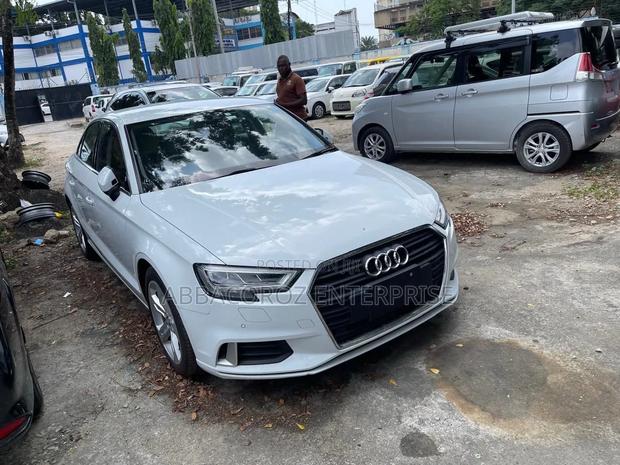 Audi A5 2.0T Premium AWD quattro Coupe 2018 White