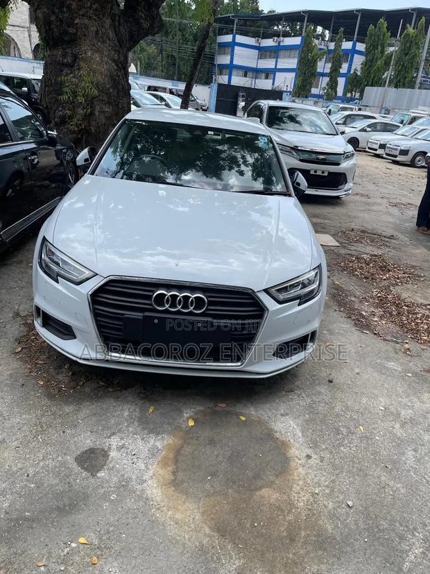 Audi A5 2.0T Premium AWD quattro Coupe 2018 White