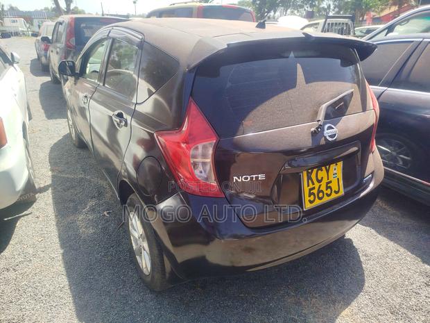 Nissan Note 2013 Purple