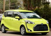 Toyota Sienta 1.5 Hybrid FWD 2018 Green for sale