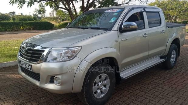 Toyota Hilux 2.5 Cab 2005 Silver