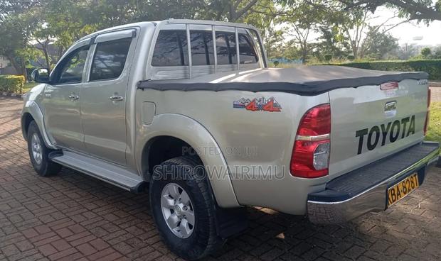 Toyota Hilux 2.5 Cab 2005 Silver