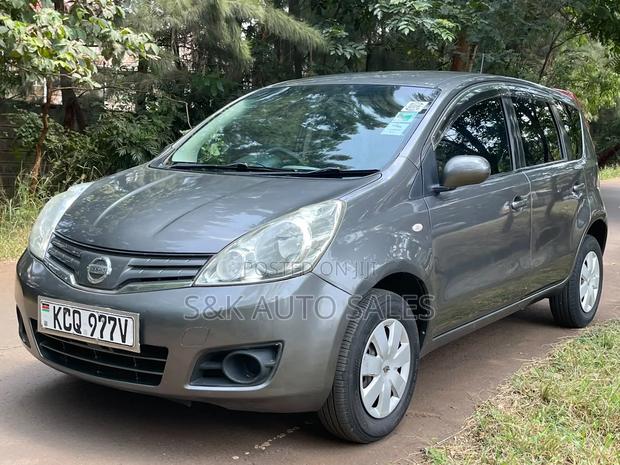 Nissan Note 2011 Gray