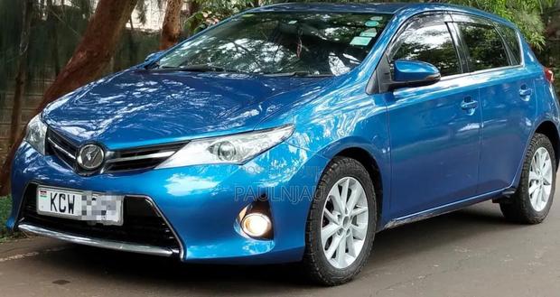 Toyota Auris 2013