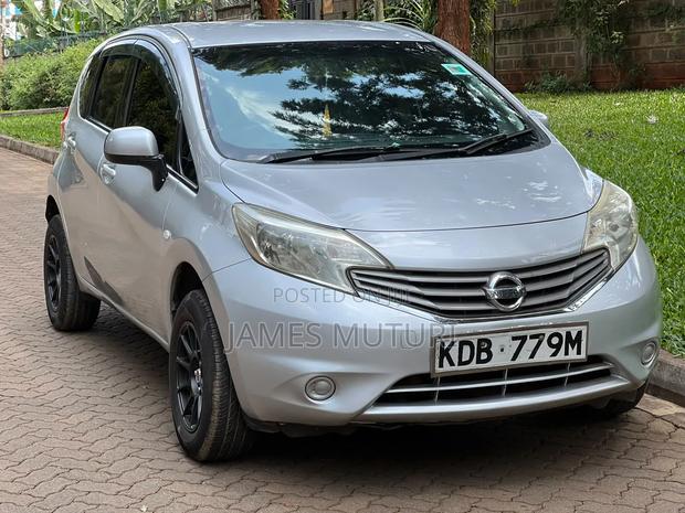 Nissan Note 2014 Silver