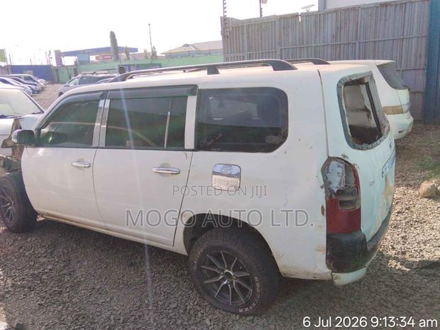 Toyota Probox 2013 White