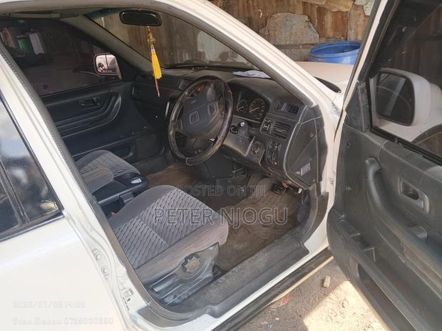 Honda CR-V 2000 White