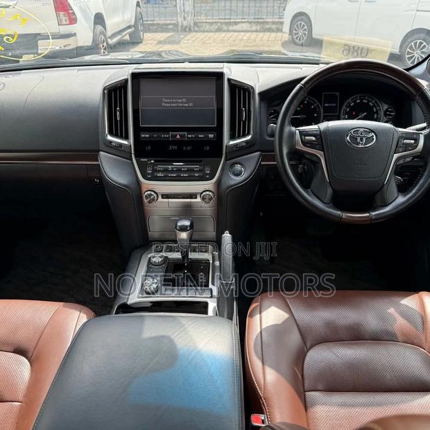 Toyota Land Cruiser 2020 Black