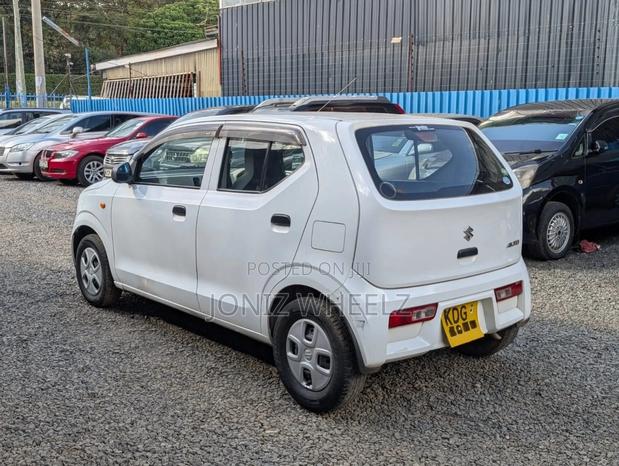 Suzuki Alto 2015 White