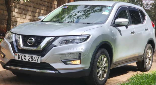 Nissan X-Trail 2017 Silver