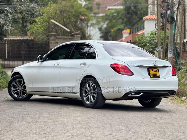 Mercedes-Benz C200 2016 White
