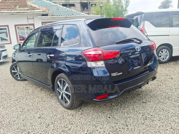 Toyota Corolla Fielder 1.5 Petrol FWD 2019 Black