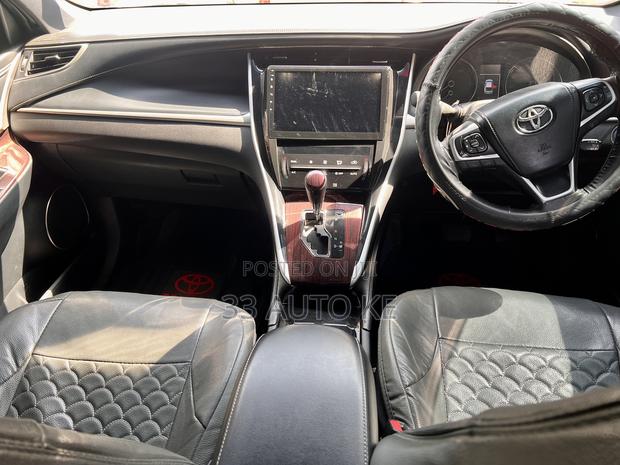 Toyota Harrier 2.5 Hybrid 4WD 2015 White
