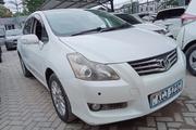 Toyota Auris 2010 White for sale