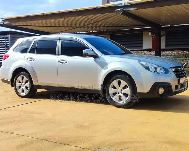 Subaru Outback 2011 Gray