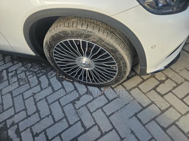 Mercedes-Benz GLC-Class 2018 White