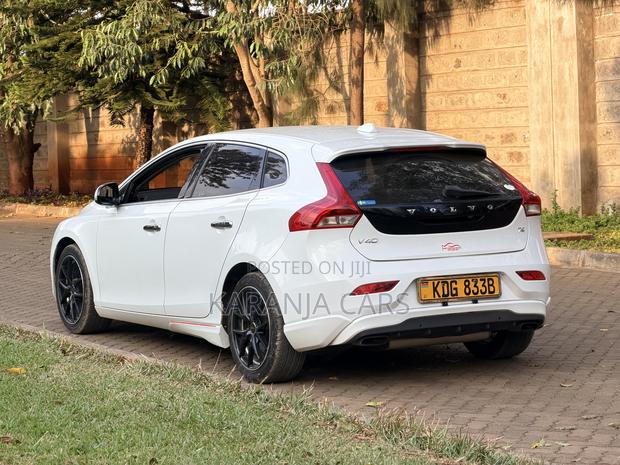 Volvo V40 2014 White