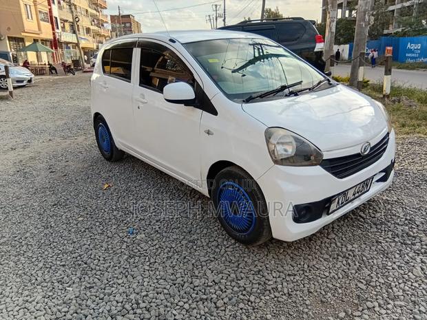 Daihatsu Mira 2015 White