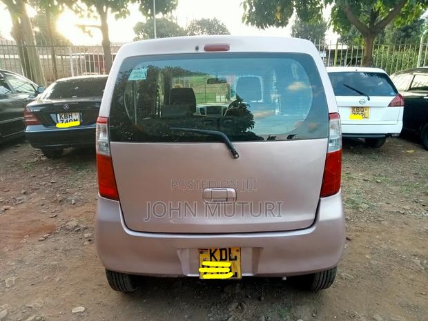 Suzuki Wagon R 2016 Pink