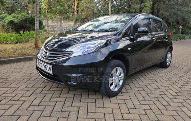 Nissan Note 2012 Black